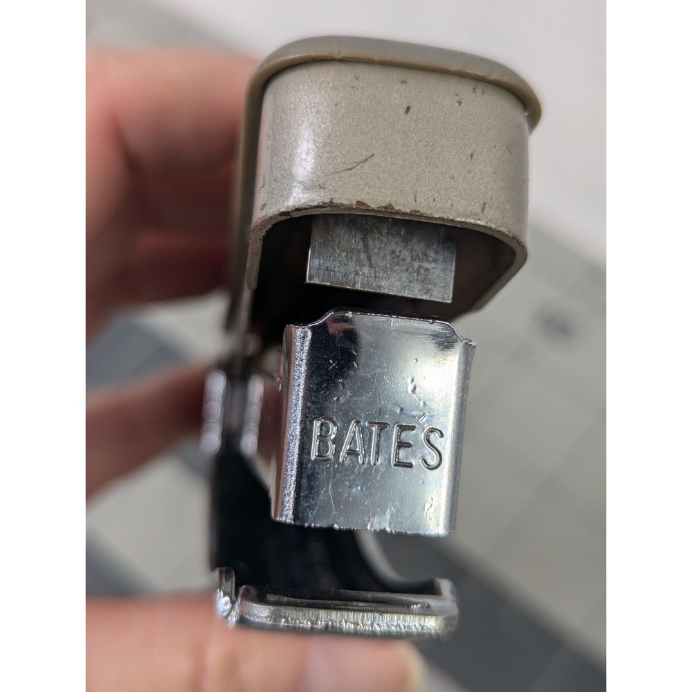 Bates Hand Grip Stapler 88P - Picture 5 of 6